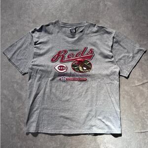 2000s Vintage Cincinatti Reds Grey T Shirt Size XL